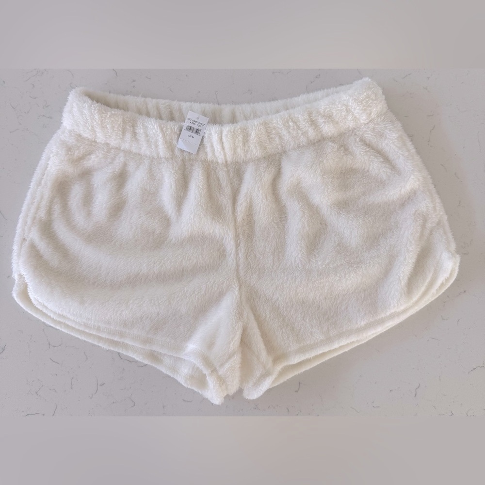 NWT! Aerie Soft Fuzzy Fleece Pull-on Shorts
